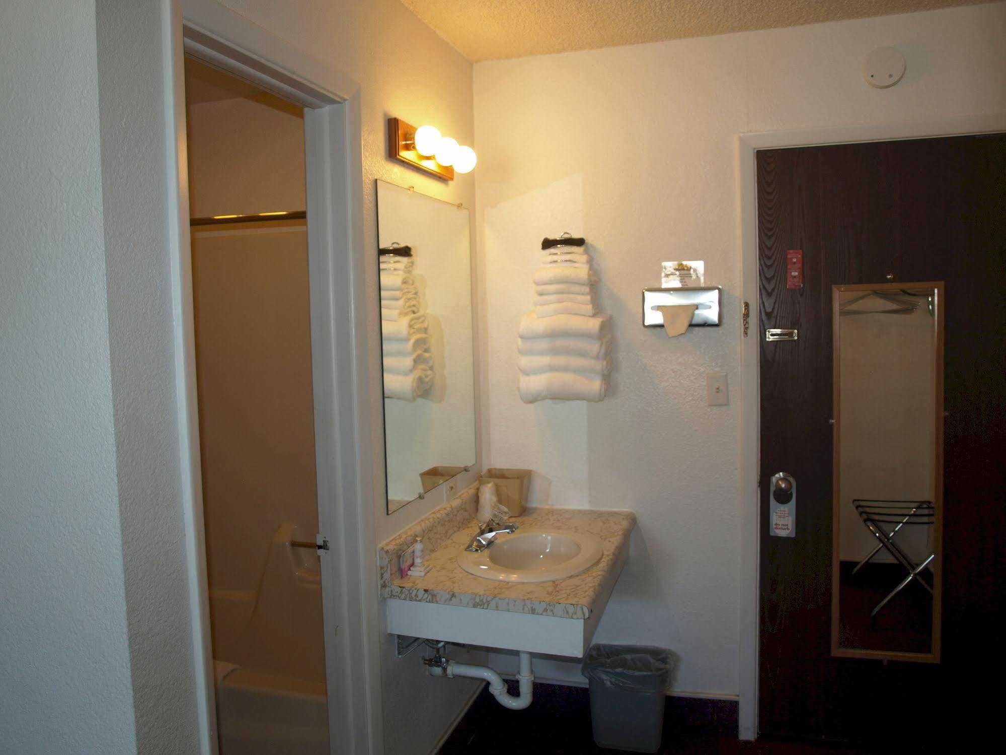 Yellowstone River Inn Glendive Zewnętrze zdjęcie